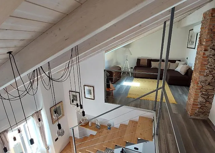 アパート Anju D'oro & Azzurro - Charming レーザ